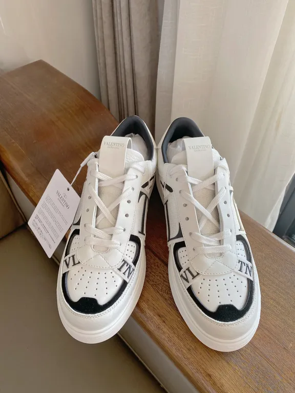 Valentino Shoe 